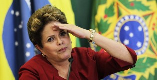 Dilma-Rousseff-imprensa-brasilia-20121227-02-size-598