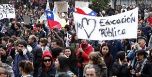 Protesta-de-estudiantes-en-Chile