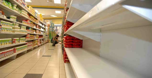 Escasez de artículos de primera necesidad obliga al venezolano a ajustar su dieta