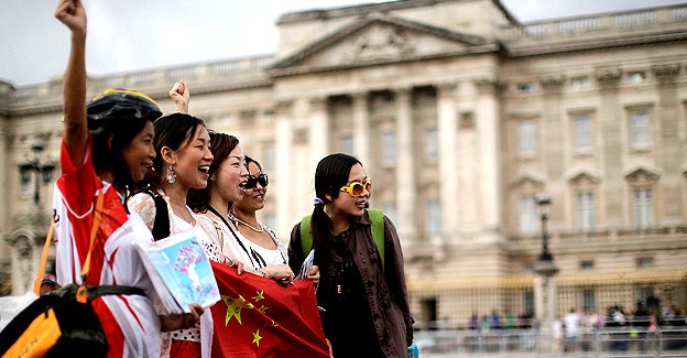 Turistas chinos: los más numerosos y los que más gastan
