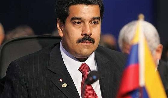 Nicolás Maduro contó que a veces duerme junto a la tumba de Hugo Chávez